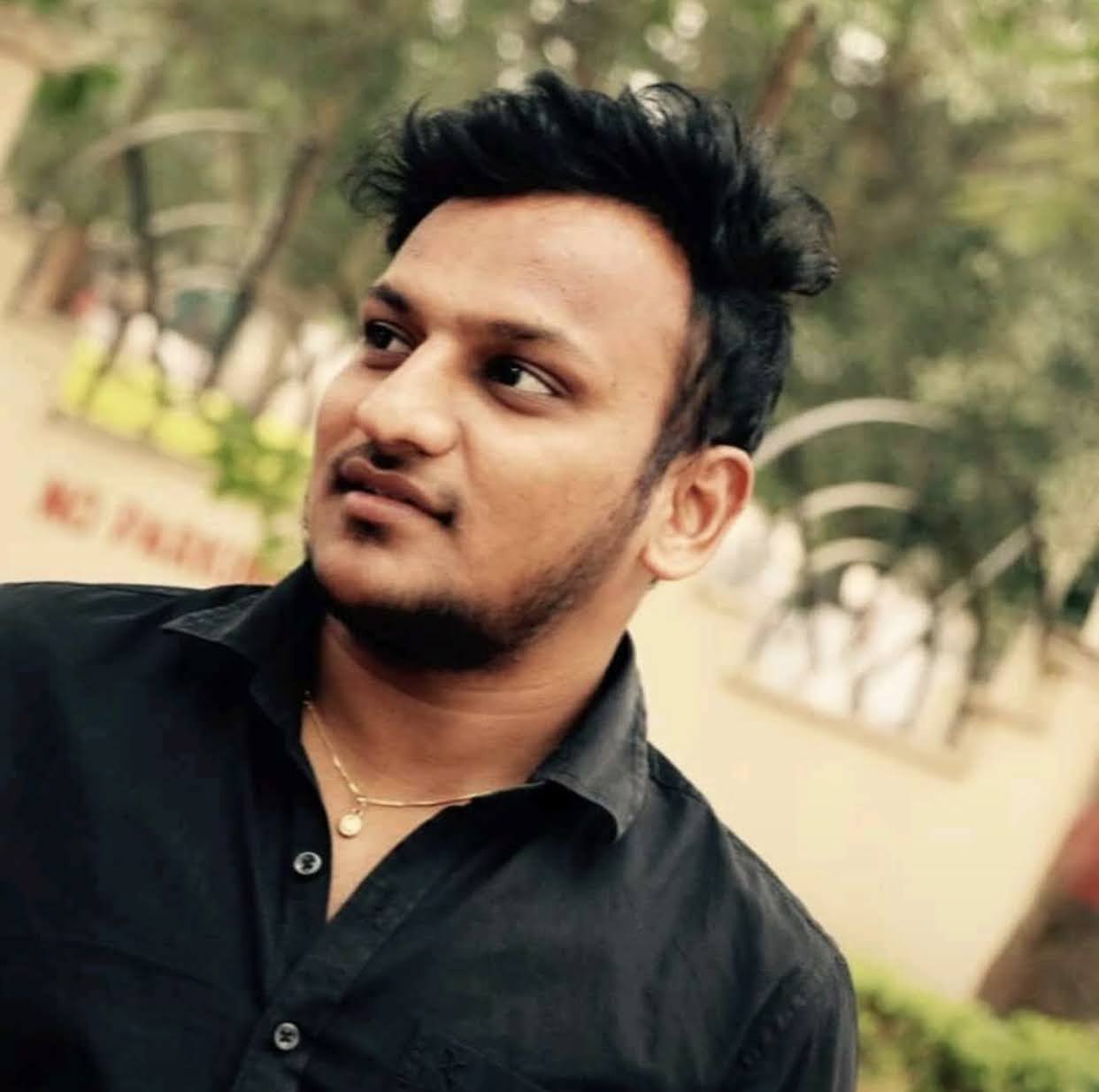 Mr. Mallu Rakesh Reddy, Managing Director
